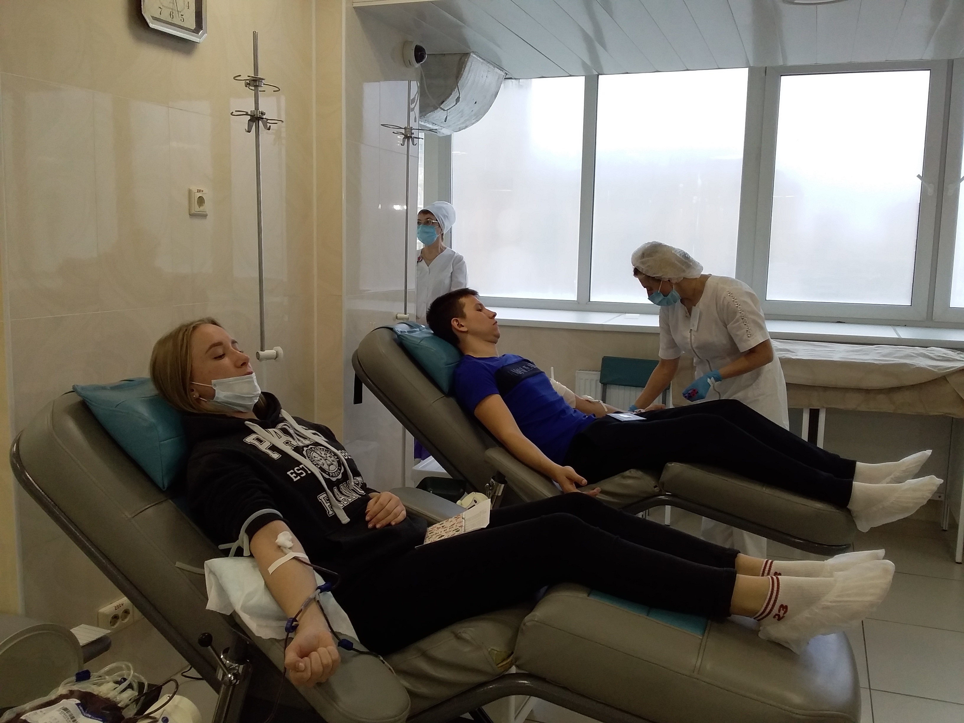 Почти 150 литров крови сдали жители Свердловской области в Национальный день донора